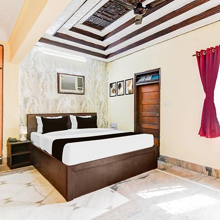 Super Hotel O Lenin Sarani Колката Екстериор снимка