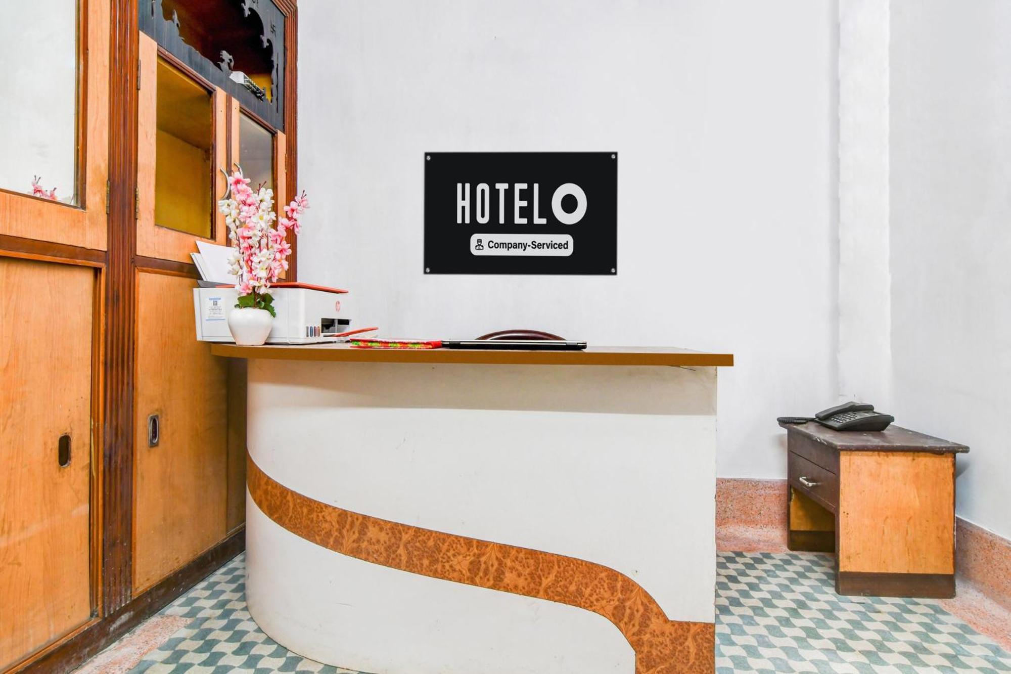 Super Hotel O Lenin Sarani Колката Екстериор снимка