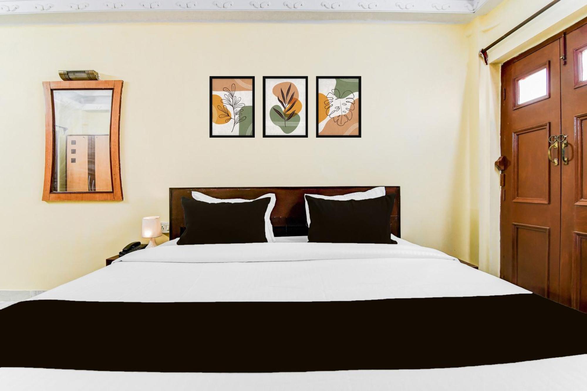 Super Hotel O Lenin Sarani Колката Екстериор снимка