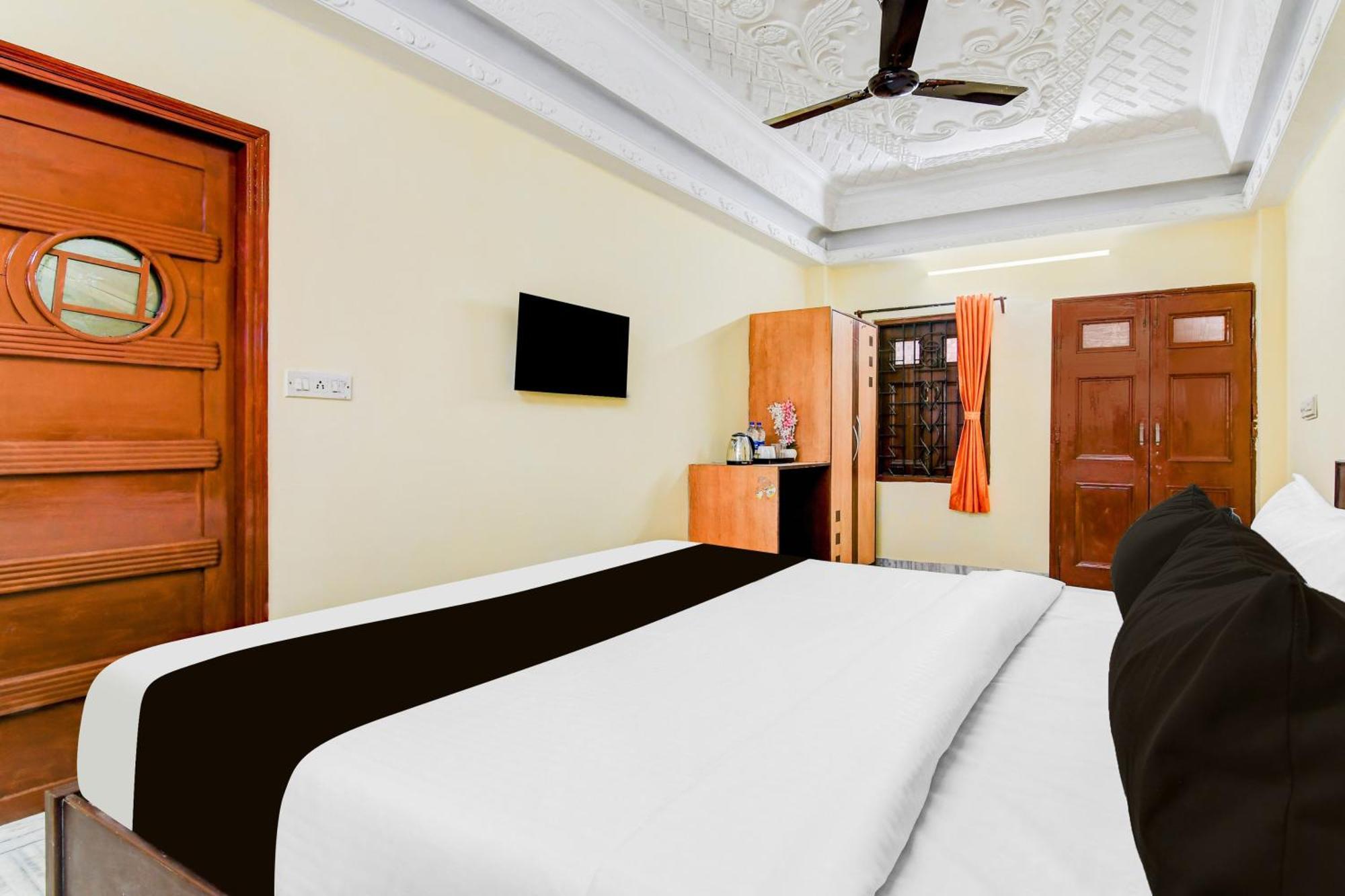 Super Hotel O Lenin Sarani Колката Екстериор снимка